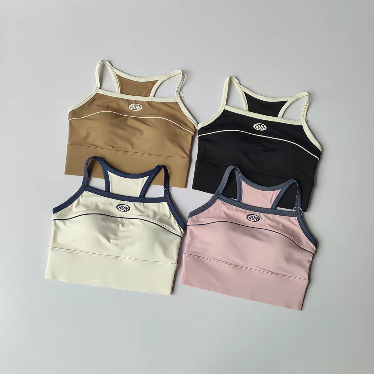 Women Color Block Sports Bra w - đánh giá và giá Yoga Blocks
